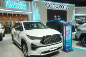 Toyota Kijang Innova Zenix: Update Harga Baru di 2025, Komparasi Fitur dan Value Lawan Rival Terdekat